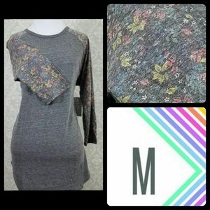 LulaRoe Randy Raglan Shirt